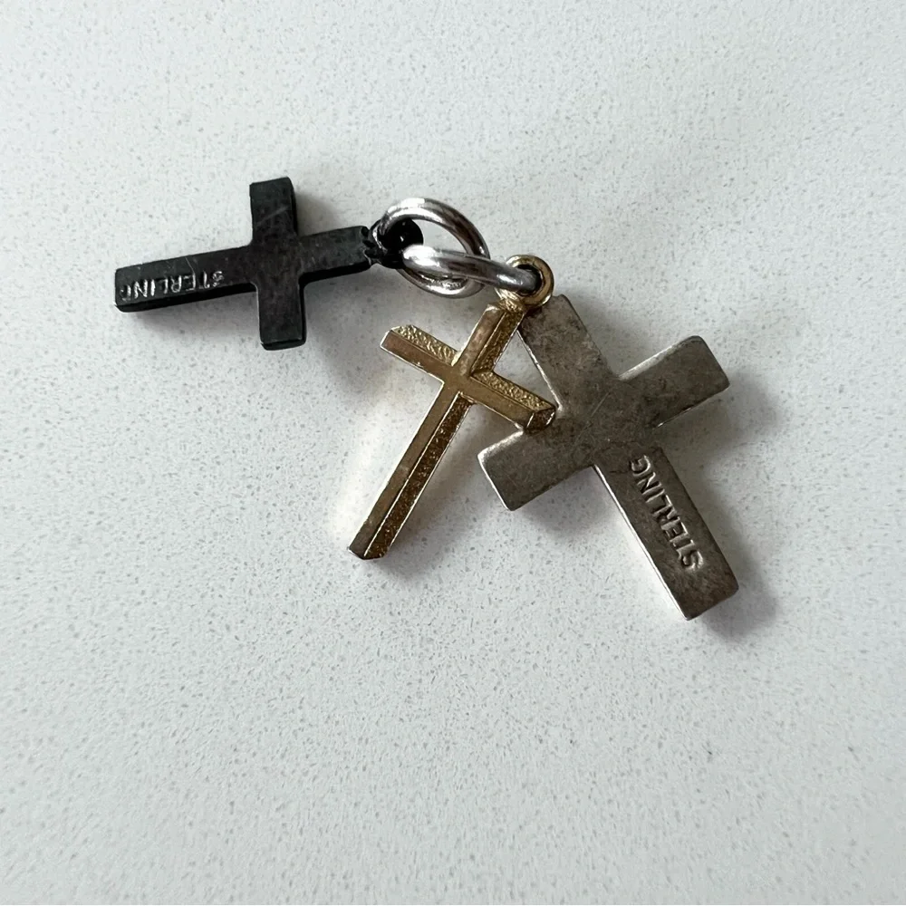 ⭐️ 3 Vintage Sterling Silver Mini Cross Charms - Picture 5 of 6